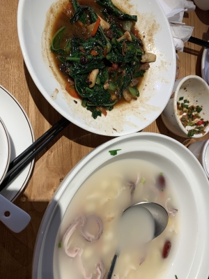 赤峰市鄰家餃子館電話號碼-第1張圖片