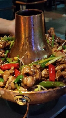 赤峰山洞燒烤店電話號碼多少-第1張圖片