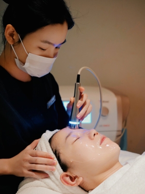 赤峰市面部補(bǔ)水清潔店電話號(hào)碼-第1張圖片