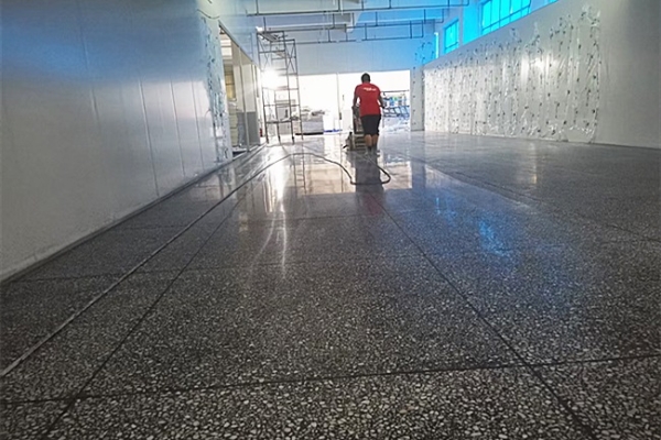 赤峰地面做結晶的廠家電話是多少-第1張圖片