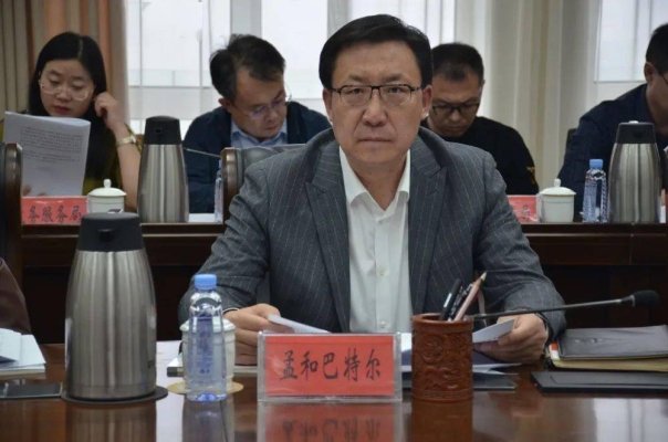 赤峰學(xué)院院長(zhǎng)雷德榮電話是多少-第1張圖片