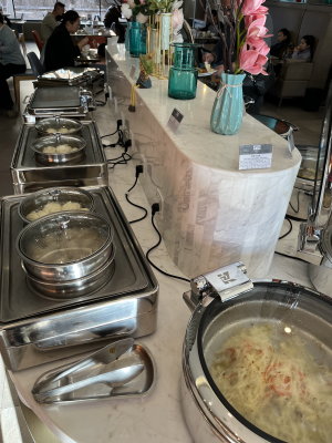 赤峰悅塘灣財(cái)務(wù)部電話號(hào)碼-第1張圖片