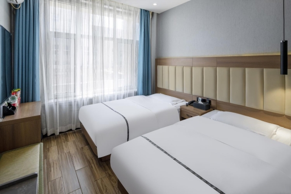 赤峰寧城縣中京醫(yī)院電話號碼-第1張圖片