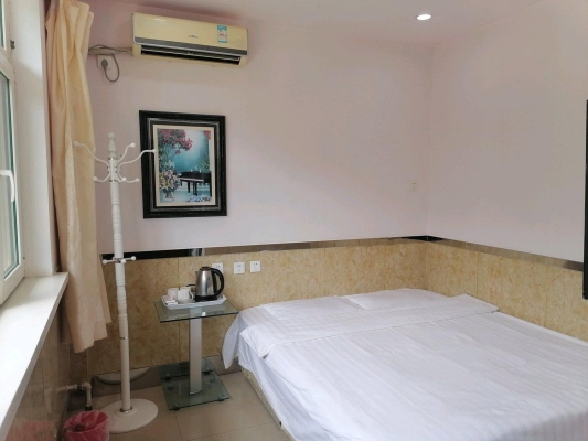 松山區(qū)赤峰賓館電話多少號-第1張圖片