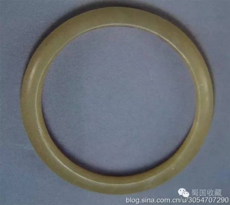 赤峰回收玉手鐲電話號碼多少-第1張圖片