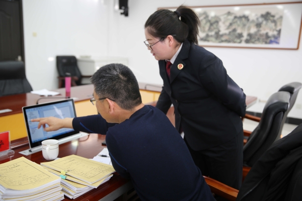 赤峰林西服裝店電話號碼-第1張圖片