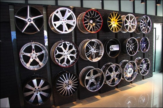 赤峰輪轂專賣店-第1張圖片