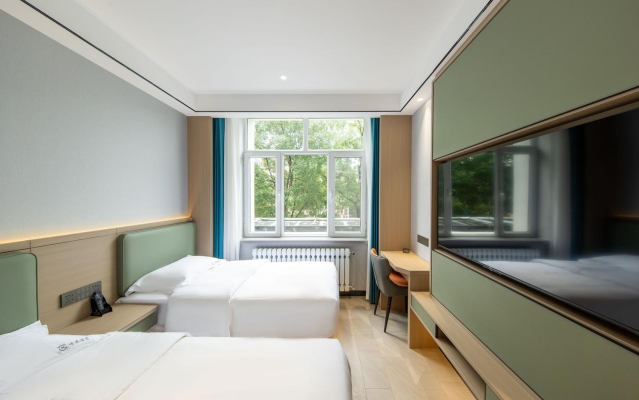 赤峰連大學(xué)校電話是多少號(hào)-第1張圖片