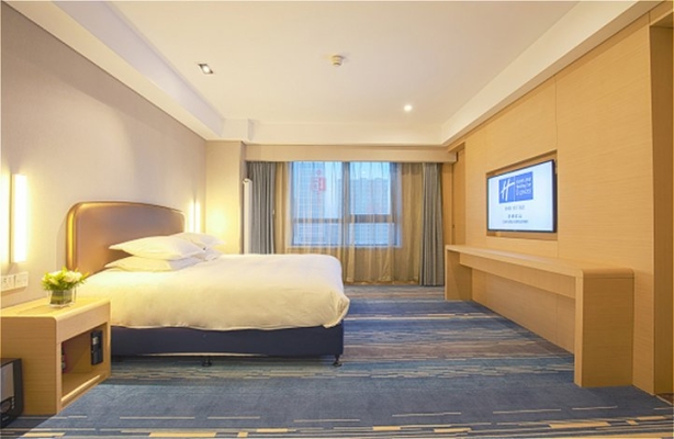 赤峰市區(qū)加特林酒店電話號(hào)碼-第1張圖片