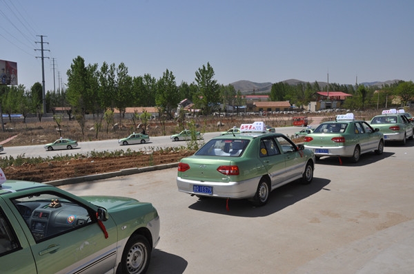 赤峰化工出租車電話號碼查詢-第1張圖片