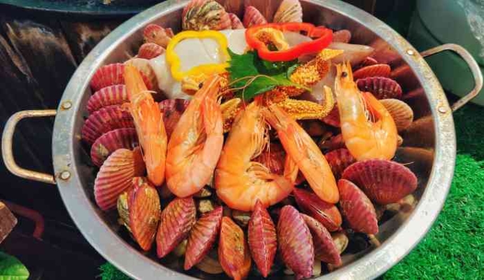 赤峰一家親媽媽菜館-第1張圖片