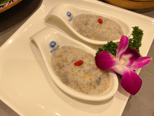 赤峰學院額爾敦電話多少-第1張圖片