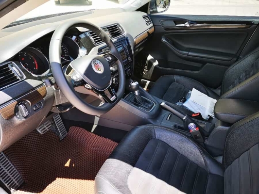 內(nèi)蒙赤峰速騰修理廠電話號碼-第1張圖片