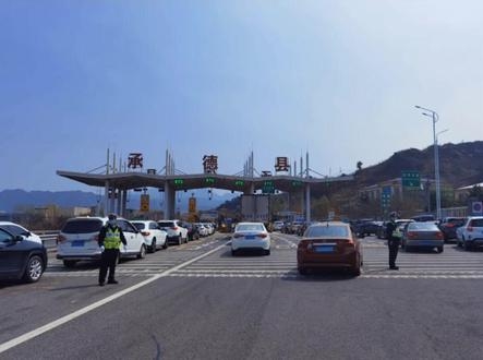 赤峰到白旗拼車電話號(hào)碼是多少-第1張圖片