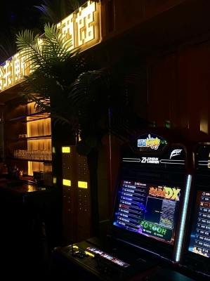 赤峰酒館便利店電話多少號-第1張圖片