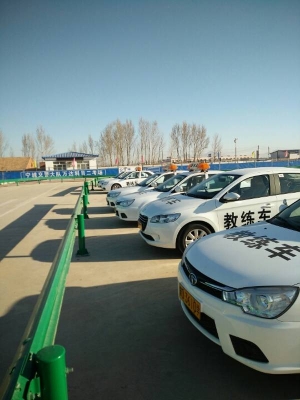赤峰萬達(dá)駕校報名處電話號碼-第1張圖片
