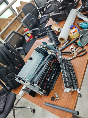 佳能赤峰維修電話(huà)多少錢(qián)啊-第1張圖片