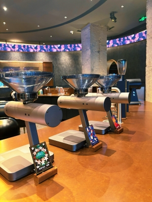 赤峰寧城瑞幸咖啡店電話號(hào)碼-第1張圖片