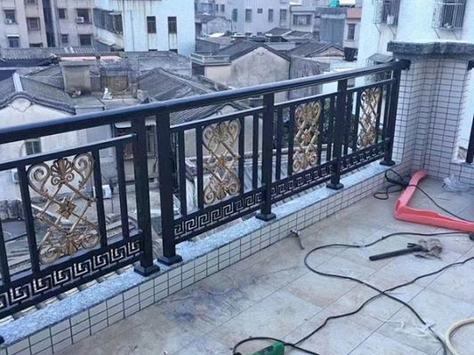 鋁藝圍欄赤峰銷(xiāo)售電話(huà)是多少號(hào)-第1張圖片