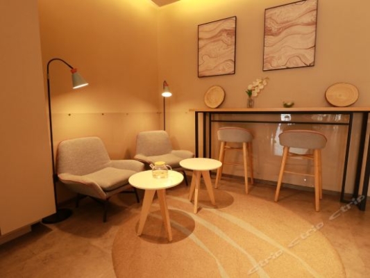 赤峰商廈健身房電話號(hào)碼查詢(xún)-第1張圖片