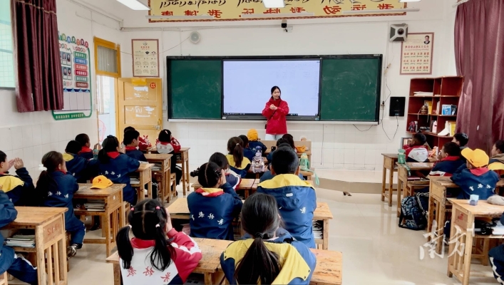 赤峰市韓師傅砂鍋店電話號(hào)碼-第1張圖片