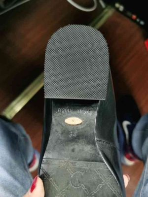 赤峰修鞋店鋪電話號碼多少-第1張圖片