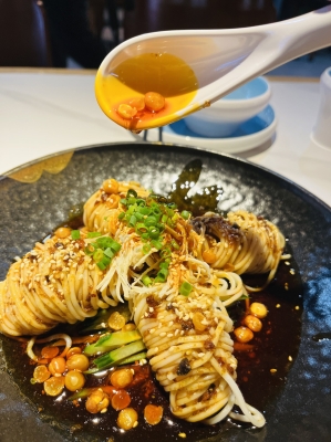 赤峰立盤鮮砂鍋電話號(hào)碼查詢-第1張圖片