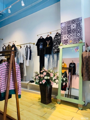 赤峰冠東百貨營(yíng)業(yè)時(shí)間-第1張圖片