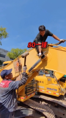 赤峰挖機(jī)換油封電話多少號-第1張圖片