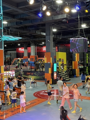 赤峰萬(wàn)達(dá)廣場(chǎng)攀巖館電話號(hào)碼-第1張圖片