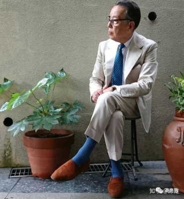 赤峰領(lǐng)帶專賣店電話多少號(hào)-第1張圖片