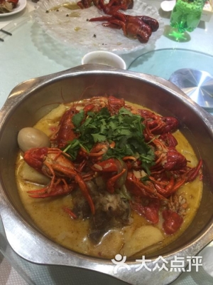 赤峰市寶山大酒店電話號碼-第1張圖片