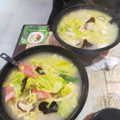 和平區(qū)赤峰道米線店電話號碼-第1張圖片