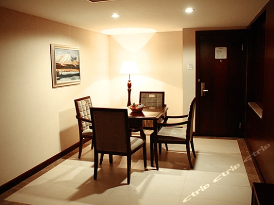 馨源賓館赤峰店電話號碼多少-第1張圖片