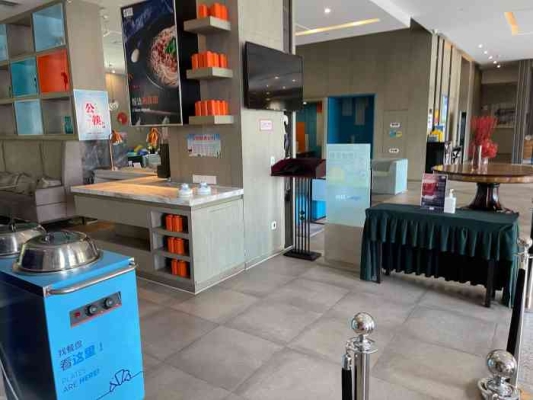 國(guó)泰假日酒店赤峰前臺(tái)電話(huà)號(hào)碼-第1張圖片