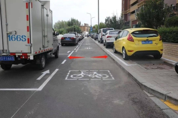 赤峰市亂停車舉報(bào)電話是多少-第1張圖片