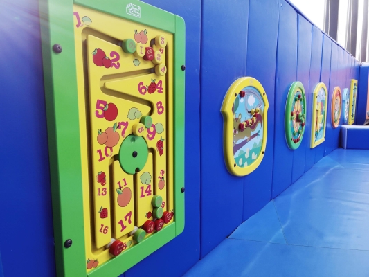 赤峰萬(wàn)達(dá)兒童安踏電話地址查詢-第1張圖片