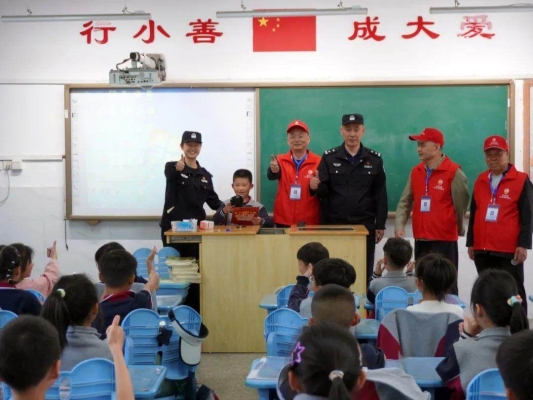 赤峰保安哥探房電話是多少號(hào)-第1張圖片