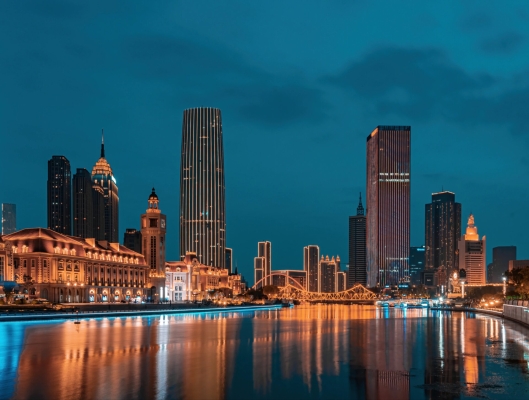 赤峰津?yàn)城逖啪频觌娫?第1張圖片