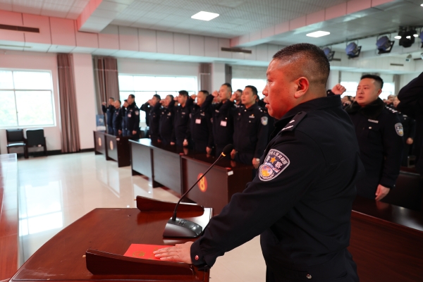 赤峰市監(jiān)獄管理局電話號碼-第1張圖片