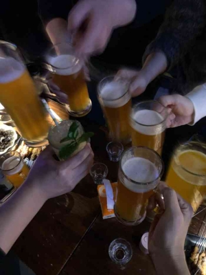 赤峰爆米花小酒館電話多少號-第1張圖片