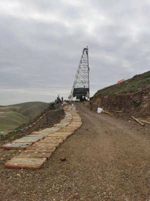 赤峰榮邦礦業(yè)董事長電話是多少-第1張圖片