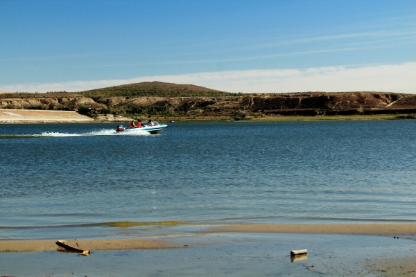 赤峰紅山水庫滑冰場電話號碼-第1張圖片