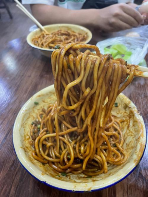 赤峰老佟板面館電話多少號(hào)-第1張圖片