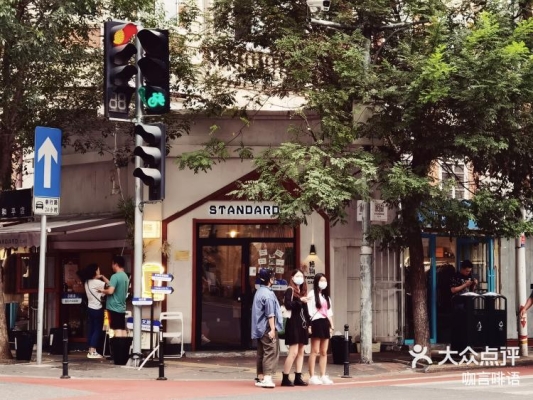 赤峰新華路燒烤店電話號(hào)碼-第1張圖片