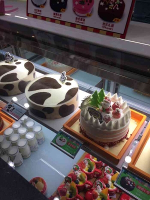 赤峰市熔巖蛋糕店電話號(hào)碼-第1張圖片