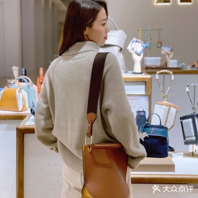 赤峰市輕奢包包店電話號(hào)碼-第1張圖片