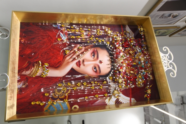 赤峰找化妝師兼職電話號(hào)碼-第1張圖片