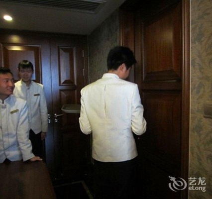 赤峰賓館王總簡介電話是多少號(hào)-第1張圖片