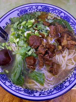 赤峰超大碗拉面店電話號碼多少-第1張圖片